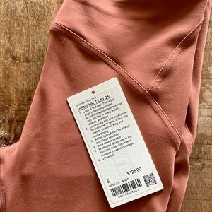 Lululemon InStill High Rise 25”